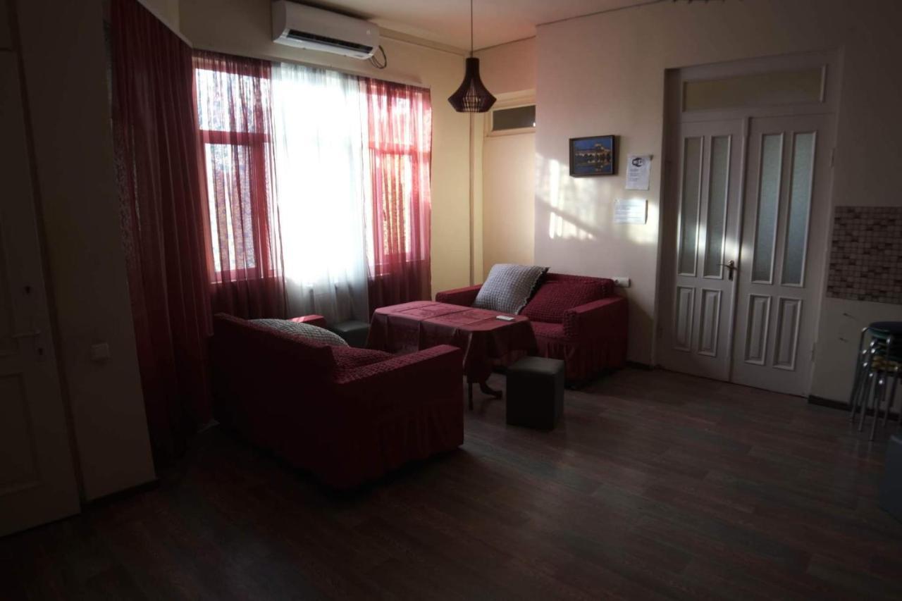 Нордвест Hotell Jerevan Exteriör bild
