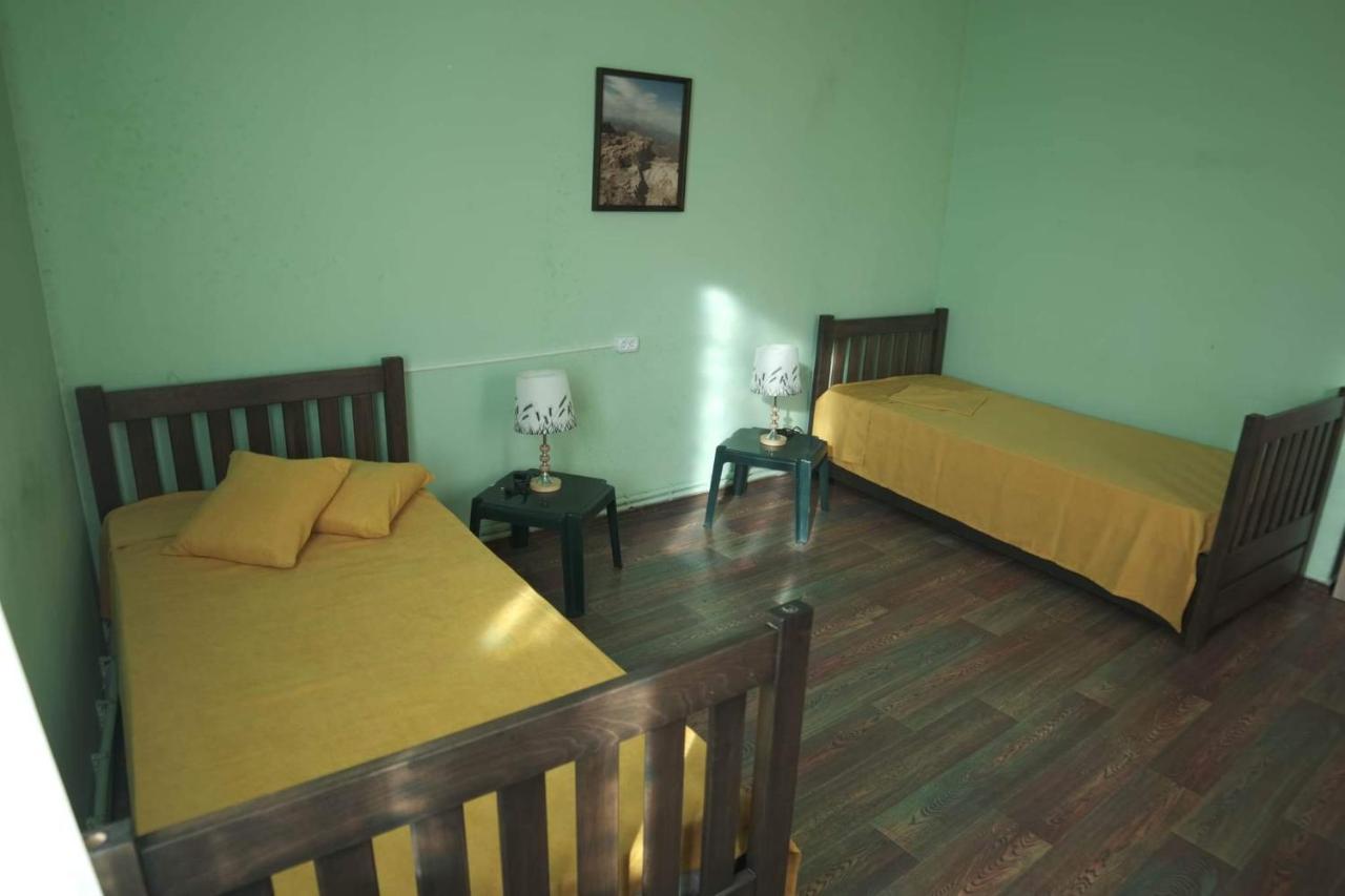 Нордвест Hotell Jerevan Exteriör bild