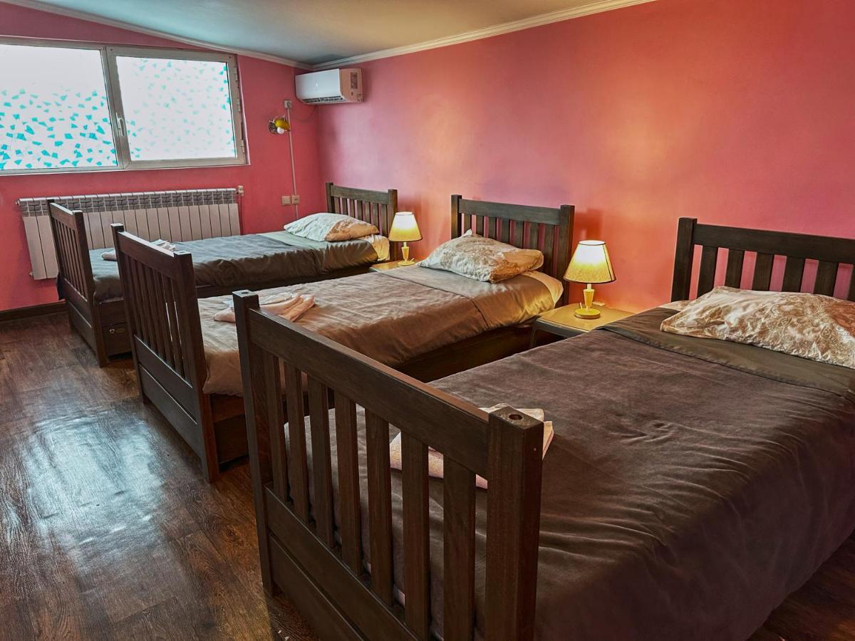 Нордвест Hotell Jerevan Exteriör bild